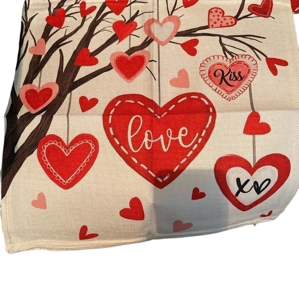 4 piece set Pillow slip case valentines  18x18”   T-180